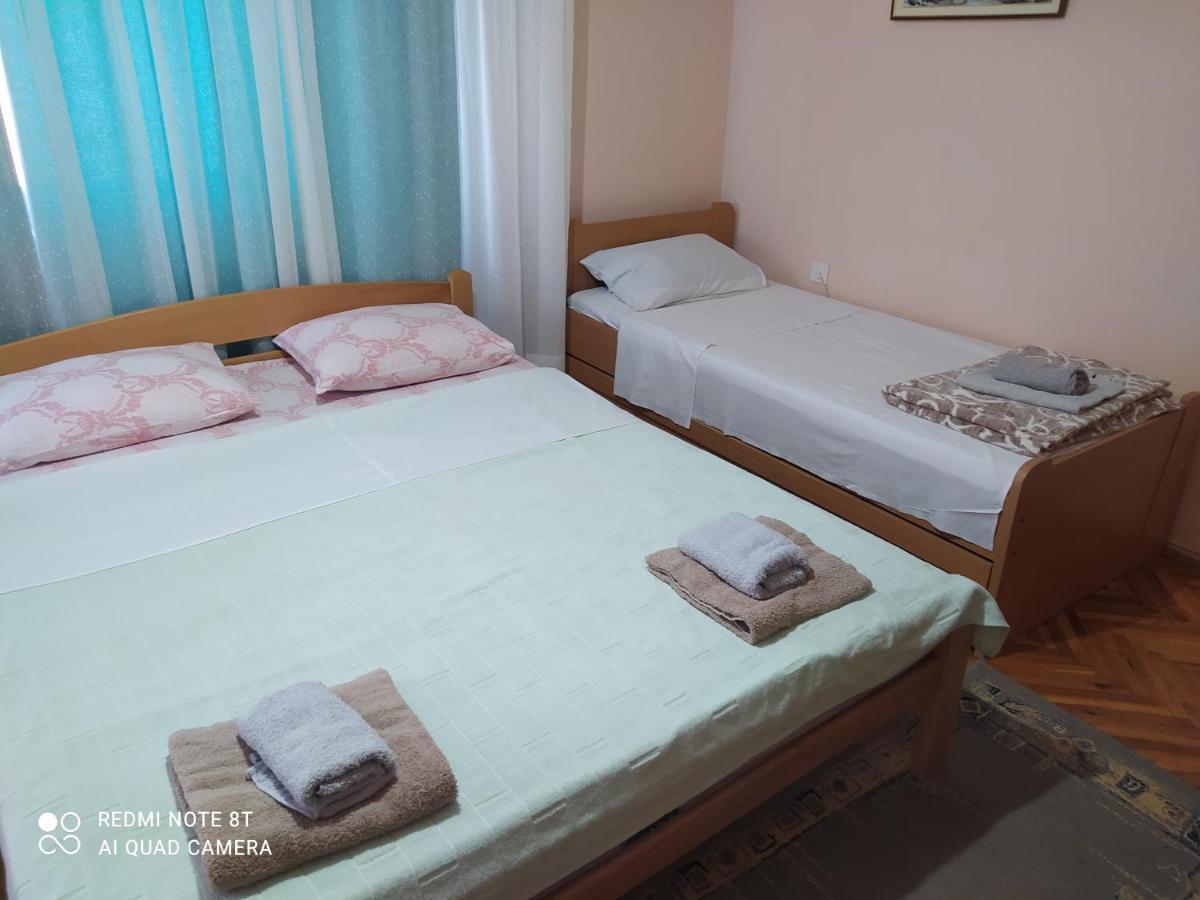 Apartment & Rooms Aleksandar 哥鲁拜克 外观 照片