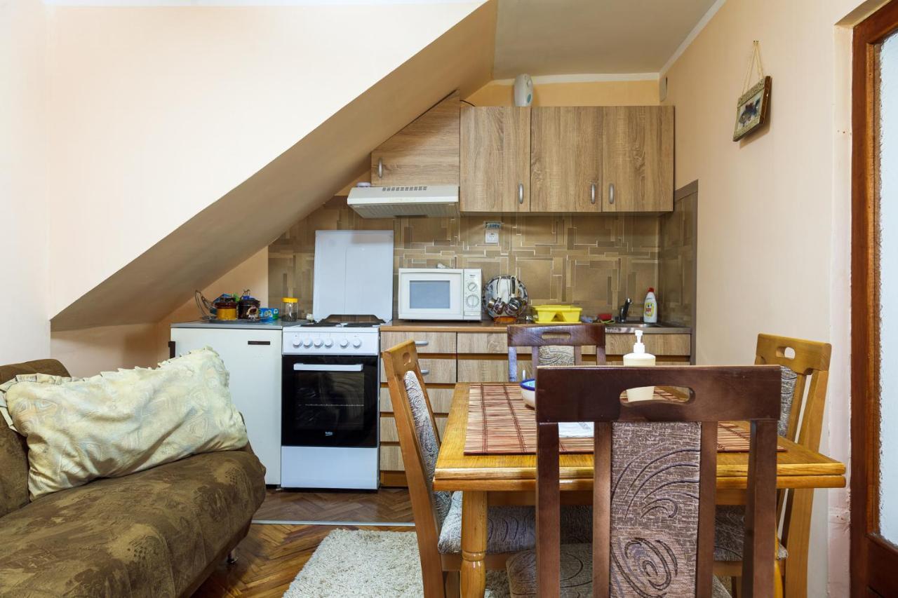 Apartment & Rooms Aleksandar 哥鲁拜克 外观 照片