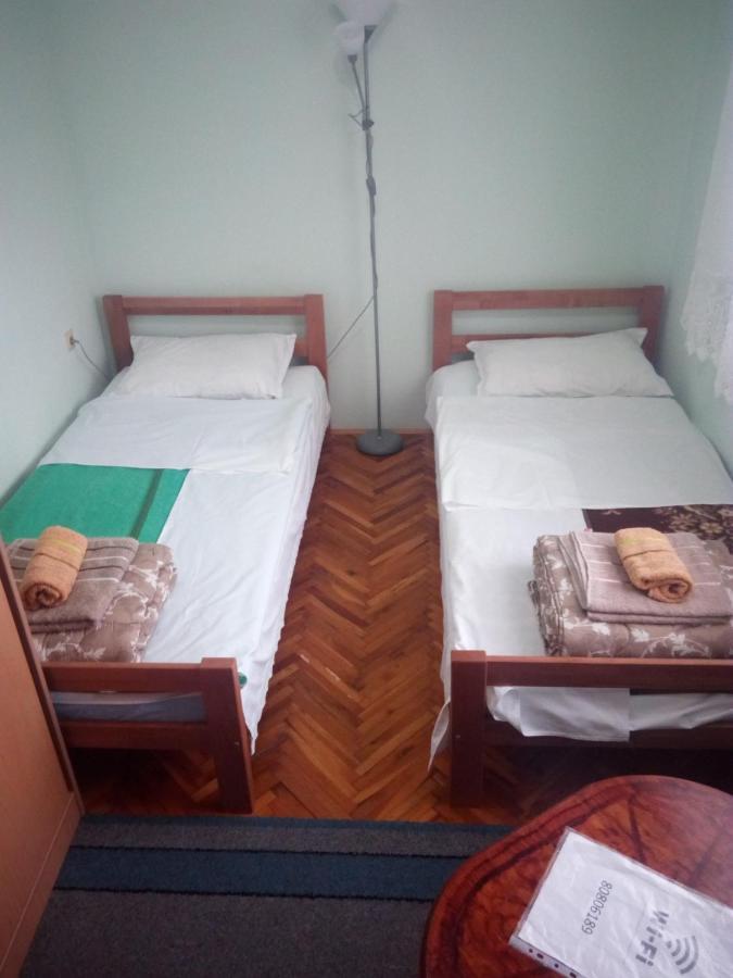 Apartment & Rooms Aleksandar 哥鲁拜克 外观 照片