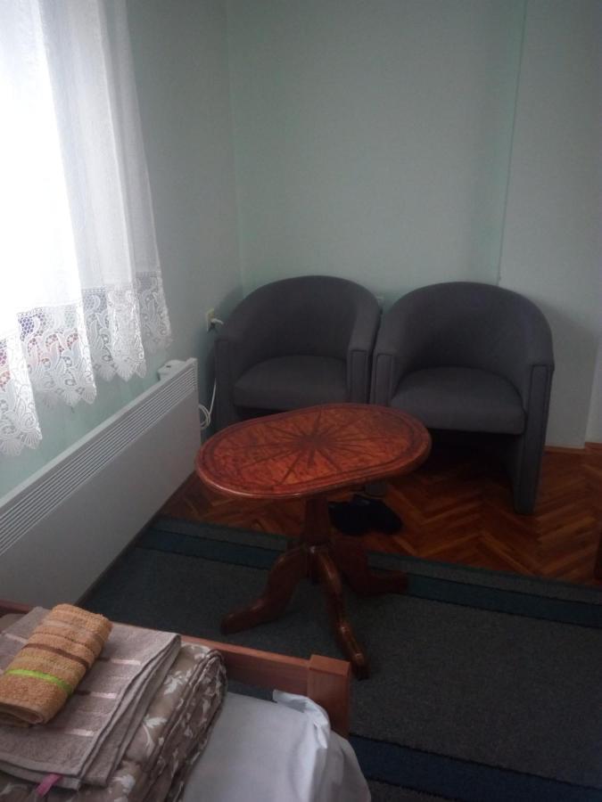 Apartment & Rooms Aleksandar 哥鲁拜克 外观 照片